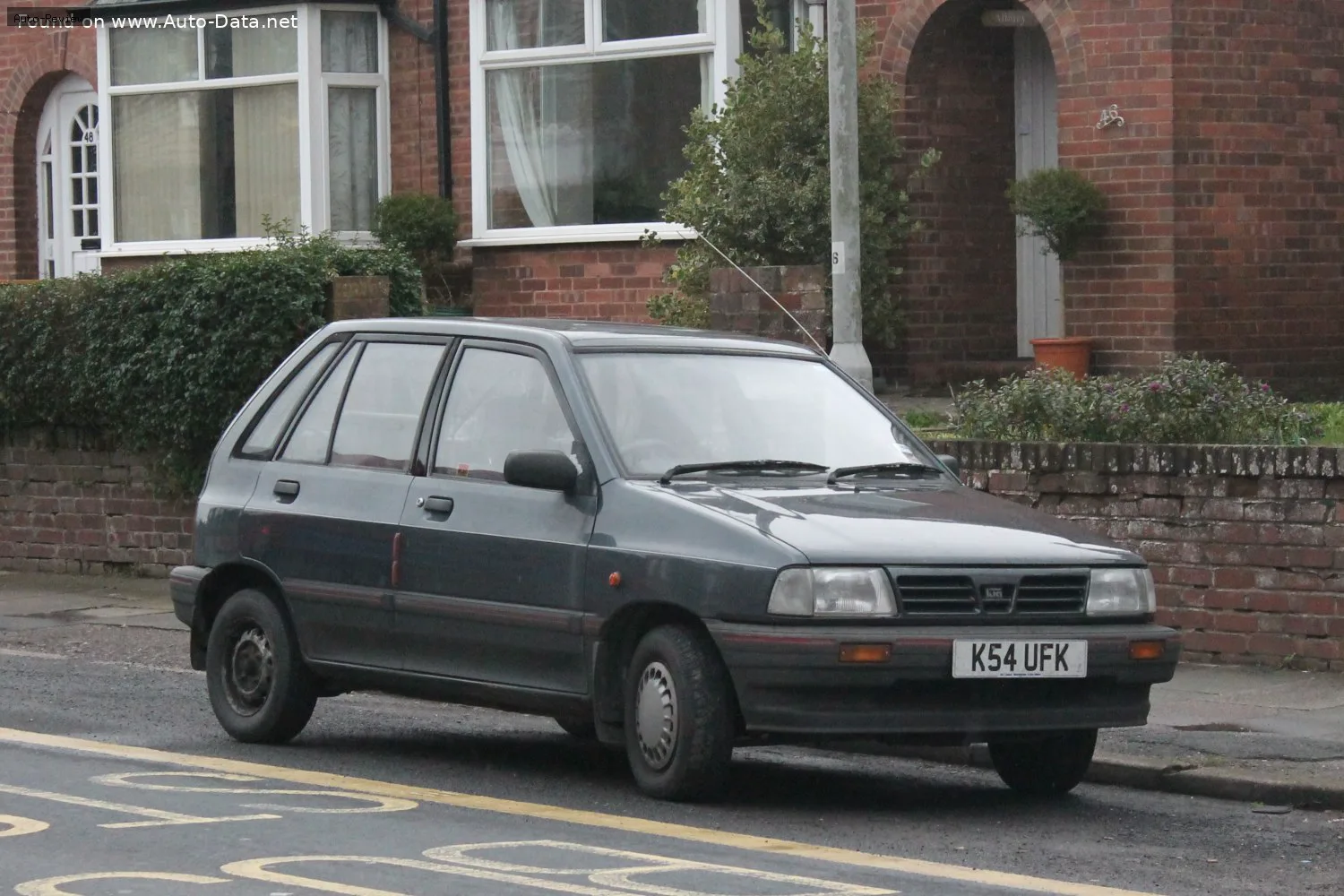 Kia Pride Pride (DA) 1.3i (64 лс) Automatic 1996 - 2000 — фото 3