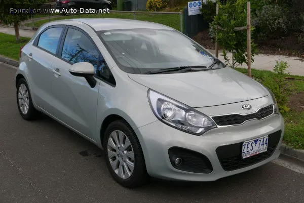 Kia Rio Rio III Hatchback (UB) 1.1 CRDi 12V (75 лс) 2011 - 2015 — фото 4