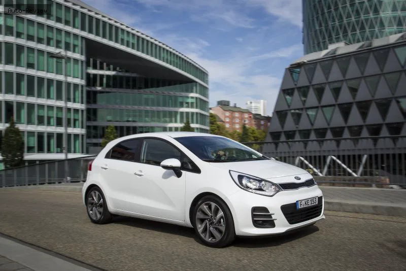Kia Rio Rio III Hatchback (UB, facelift 2015) 1.4 (109 лс) ISG 2015 - 2017