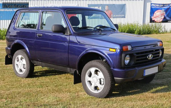 Lada Niva Niva Urban 3-door 1.7i (83 лс) 4x4 2014 - 2019 — фото 2