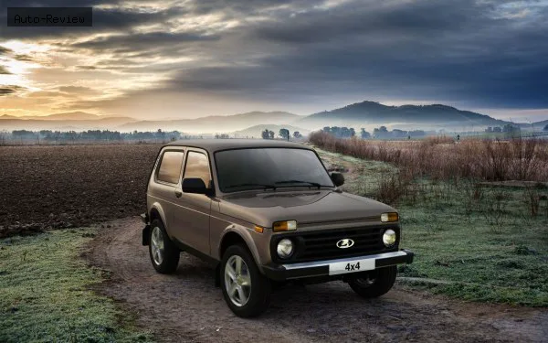 Lada Niva Niva 3-door (facelift 2019) 1.7i (83 лс) 4x4 2019 - 2020 — фото 2