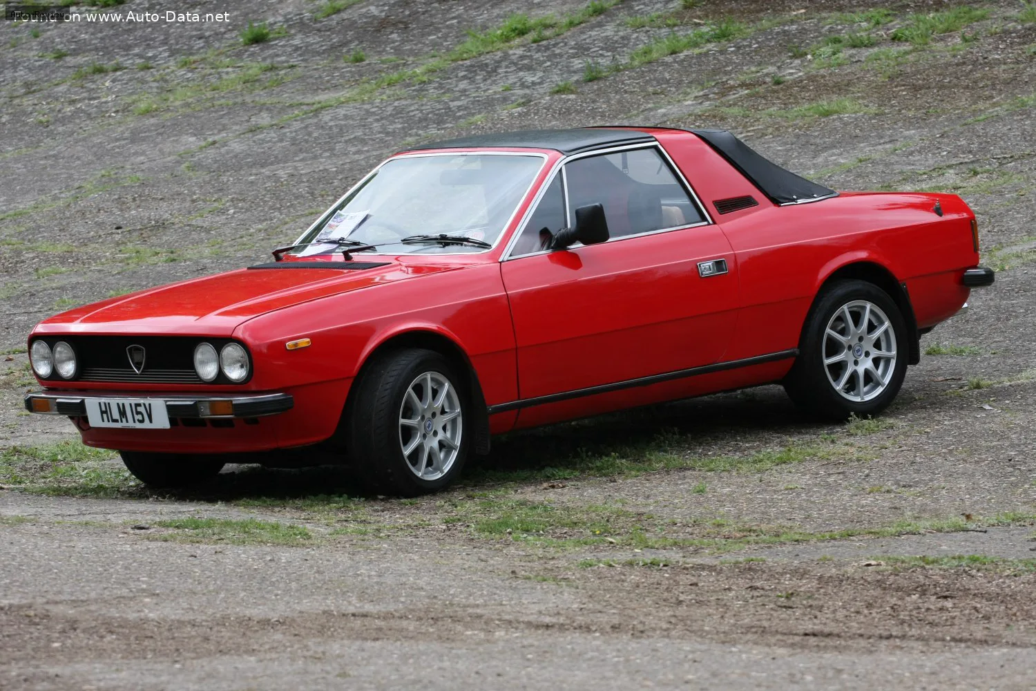 Lancia Beta Beta Spider 2000 (116 лс) 1979 - 1986 — фото 3