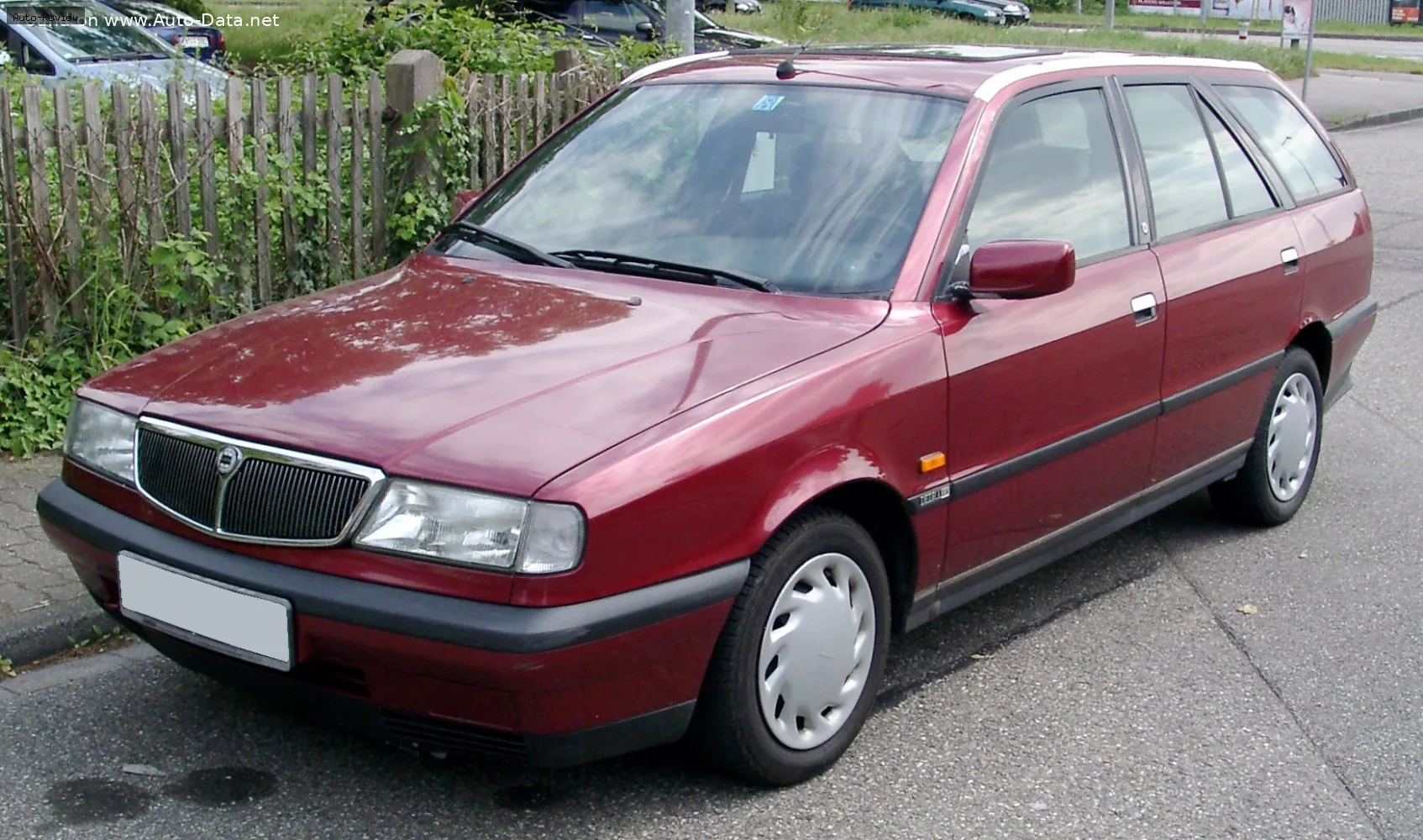 Lancia Dedra Dedra (835) 1.8 LE (113 лс) 1996 - 1999