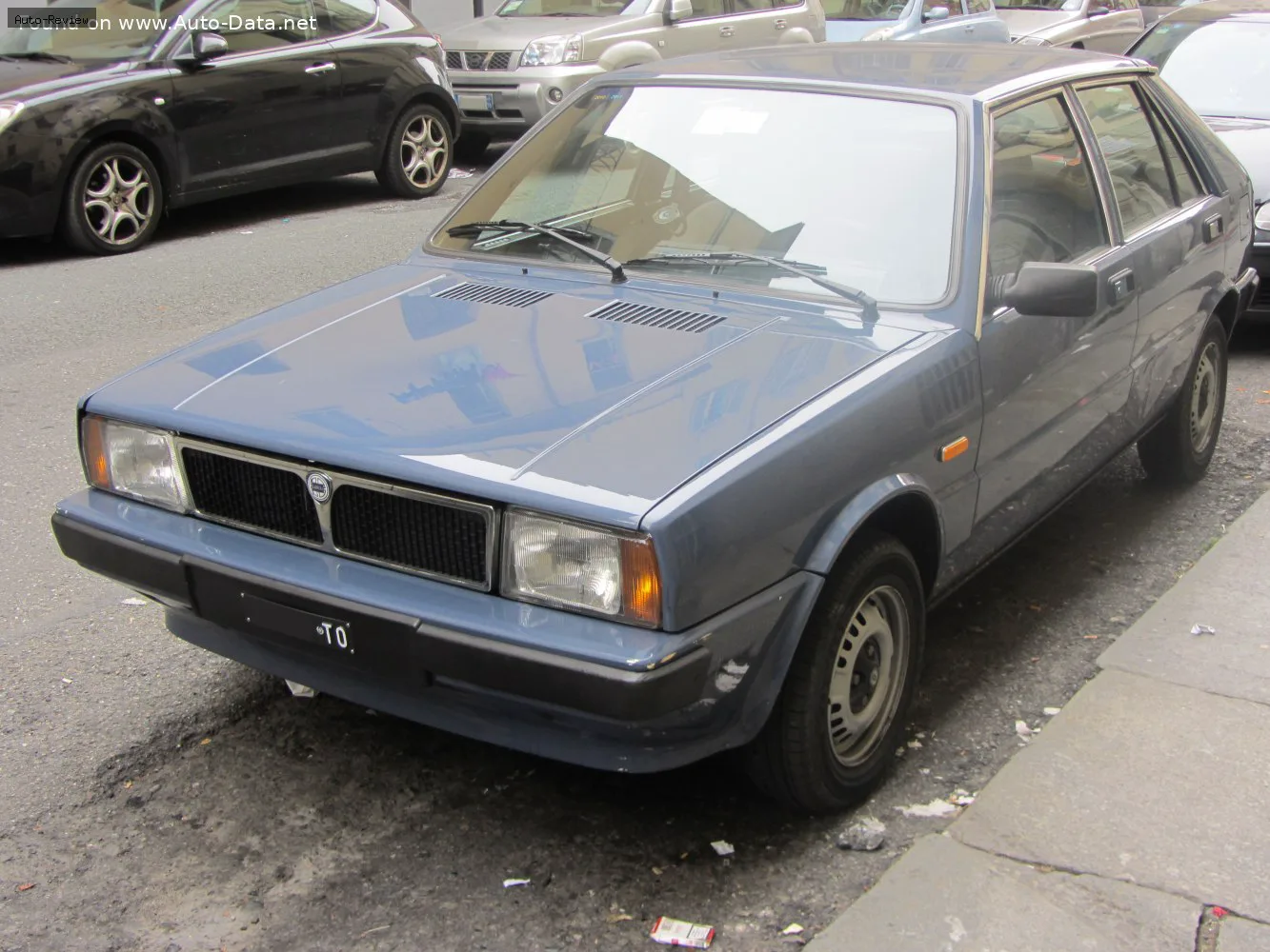 Lancia Delta Delta I (831, facelift 1982) 1500 1.5 (85 лс) Automatic 1982 - 1986 — фото 3