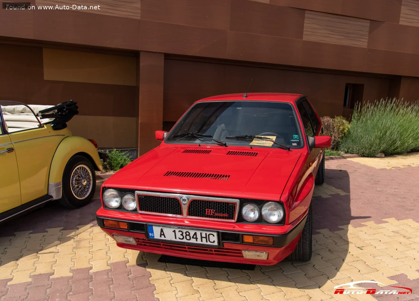 Lancia Delta Delta I (831, facelift 1986) HF Integrale 2.0 8V (185 лс) 4WD 1987 - 1989 — фото 3