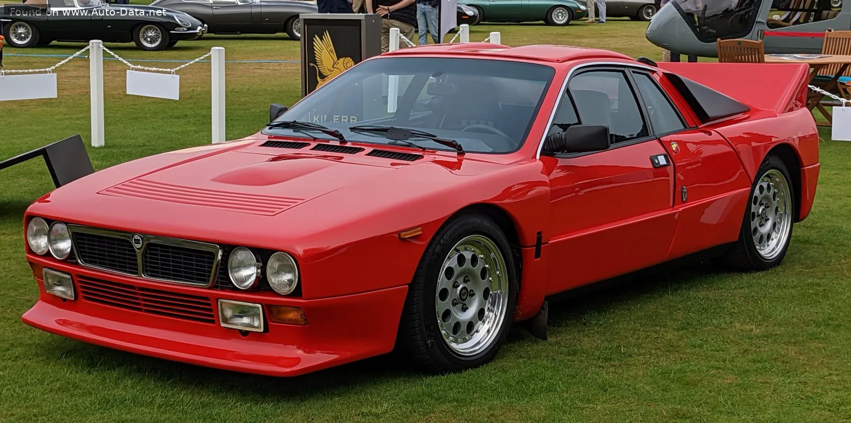 Lancia Rally 037 Rally 037 Stradale 2.0 (205 лс) 1982 - 1984