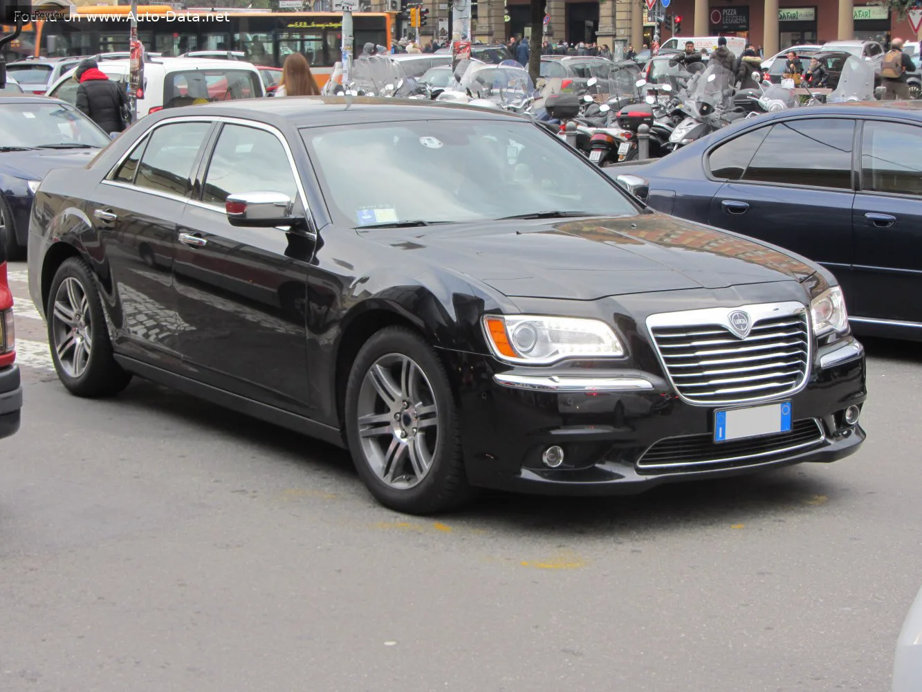 Lancia Thema Thema (LX) 3.0 V6 Multijet II (239 лс) 5G-TRONIC 2011 - 2014