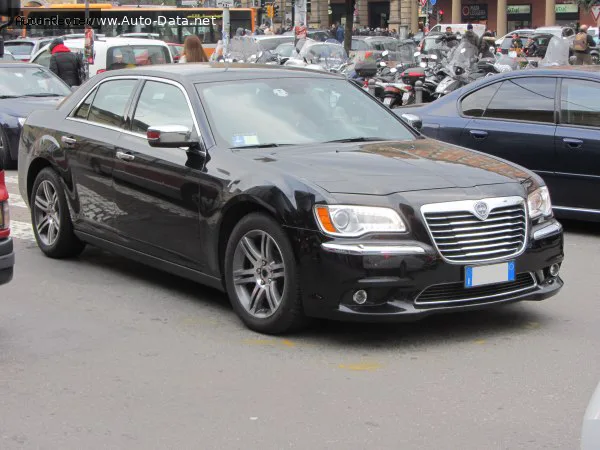 Lancia Thema Thema (LX) 3.6 V6 (286 лс) Automatic 2011 - 2014 — фото 4