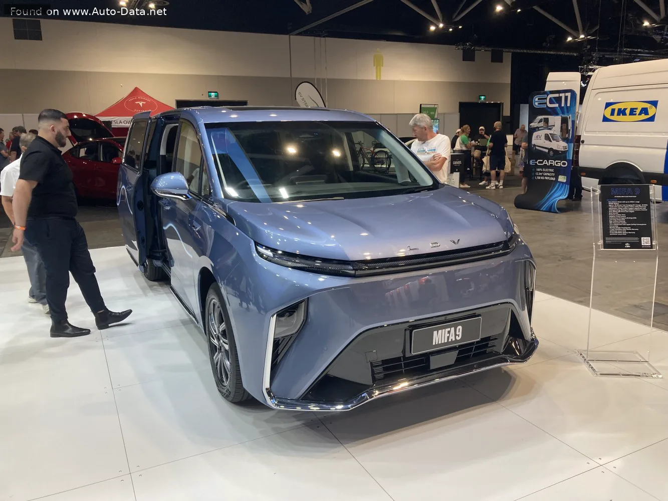 LDV Mifa Mifa 9 90 kWh (245 лс) Electric 2022 -