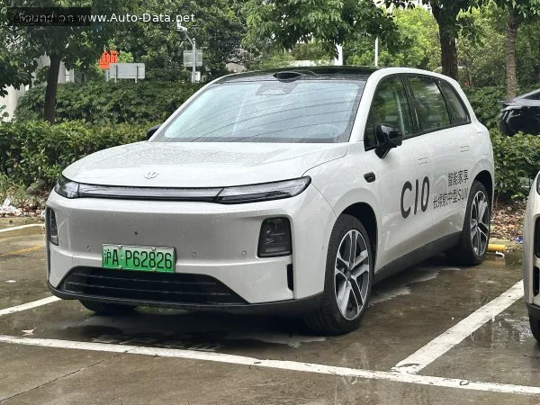 Leapmotor C10 C10 (facelift 2026) 1.5L 38.7 kWh (272 лс) Extended Range 2026 - Максимальная скорость 180 км/ч112 mph0-100 км/ч7.4 сек0-60 mph: 7 секРасход топлива5.84 л/100 км40 US mpg | 48 UK mpg | 17 км/л — фото 2