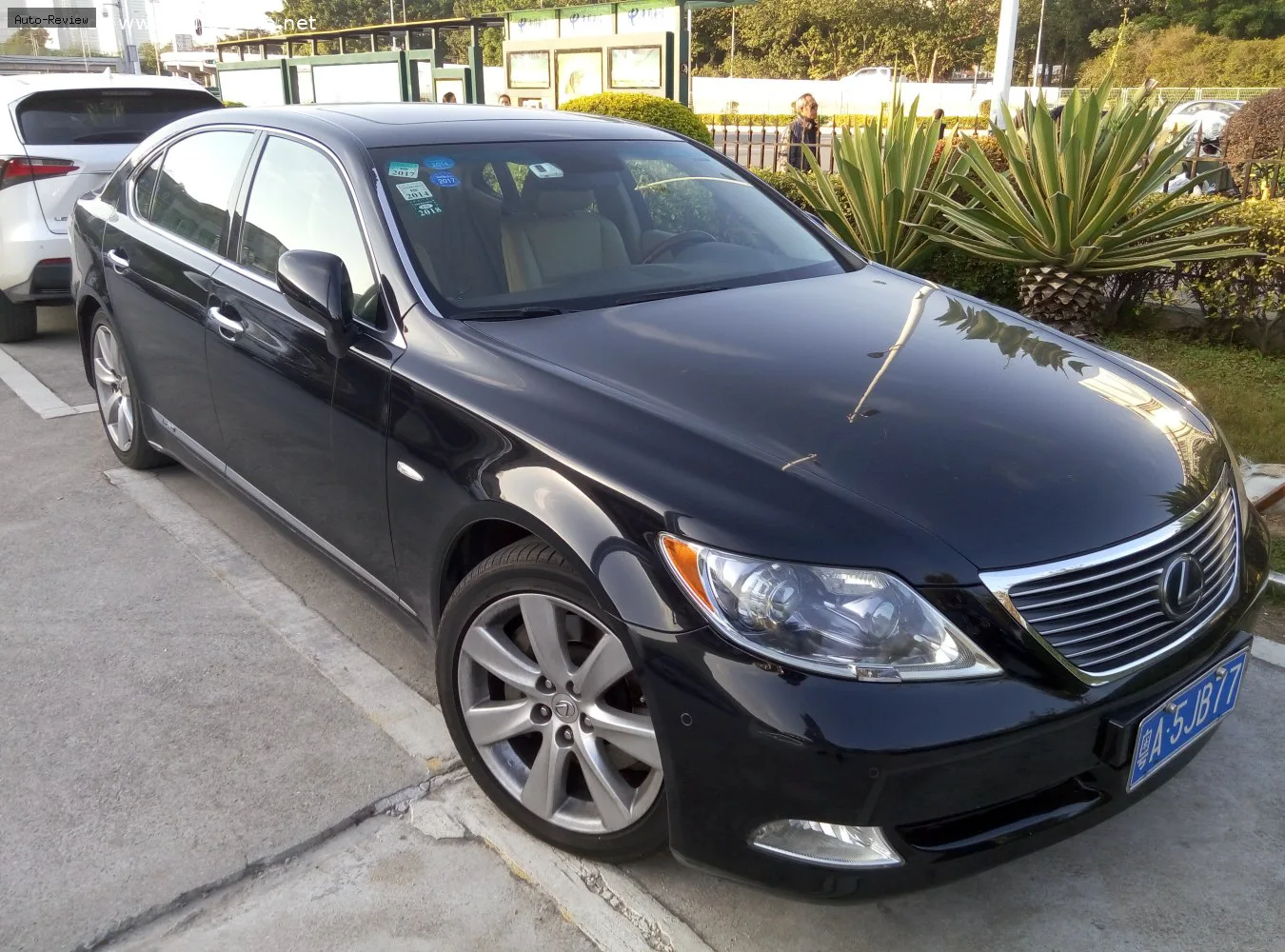 Lexus LS LS IV Long 460 L V8 (357 лс) AWD Super ECT 2008 - 2009