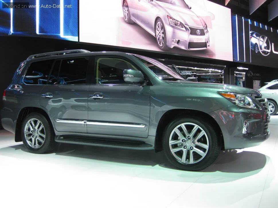Lexus LX LX III (facelift 2012) 570 V8 (383 лс) AWD Automatic 2012 - 2015