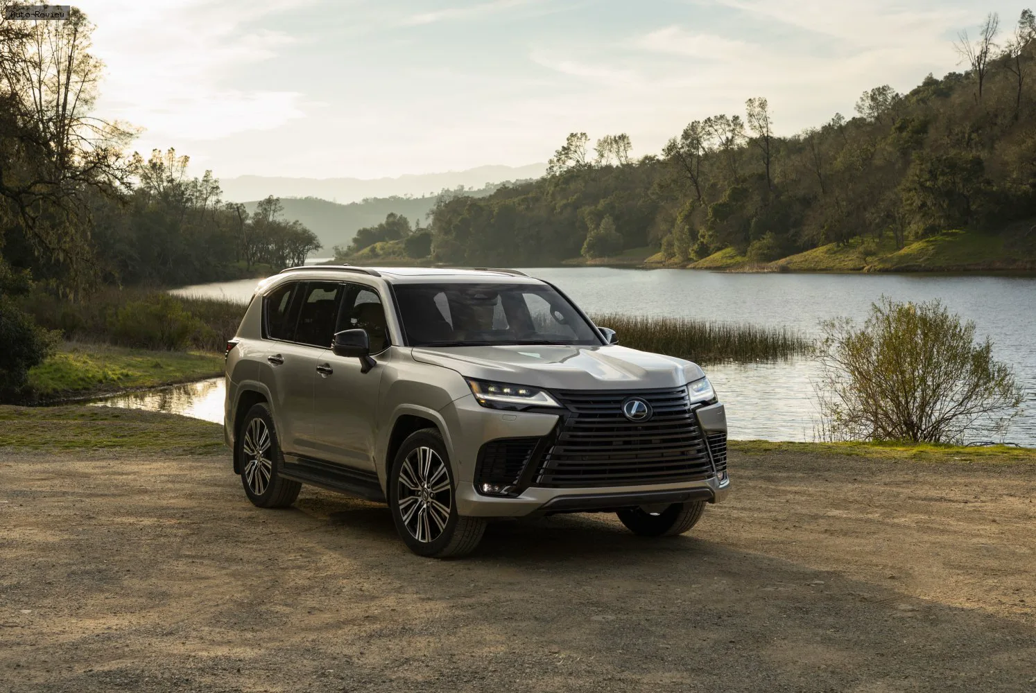 Lexus LX LX IV (J300) 700h V6 (457 лс) Hybrid AWD Direct Shift 2025 - — фото 3