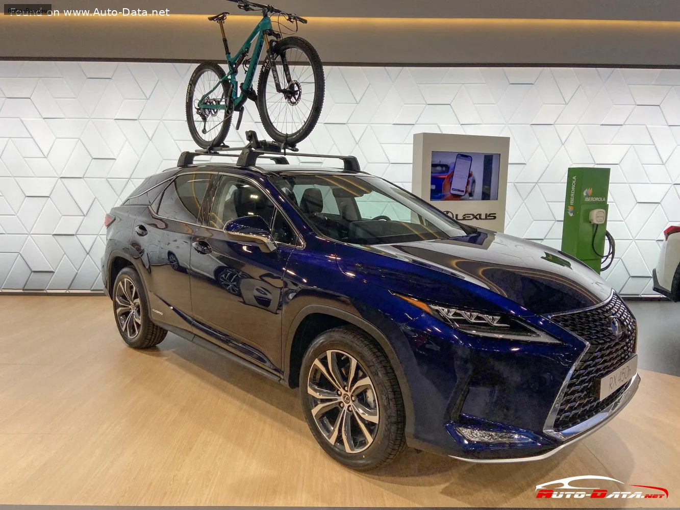 Lexus RX RX IV (facelift 2019) 450h V6 (313 лс) Hybrid E-Four e-CVT 2019 - 2022