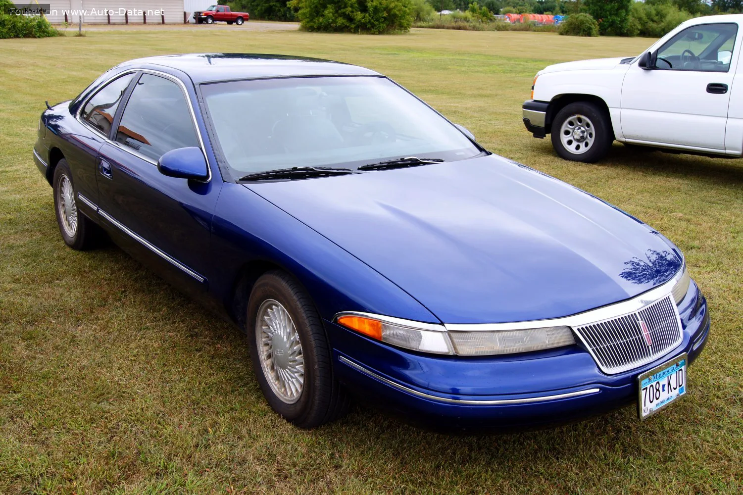 Lincoln Mark Mark VIII 4.6 i V8 32V (284 лс) 1993 - 2000