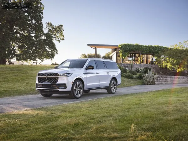Lincoln Navigator Navigator V 3.5 V6 (440 лс) 4WD SelectShift 2024 - — фото 2