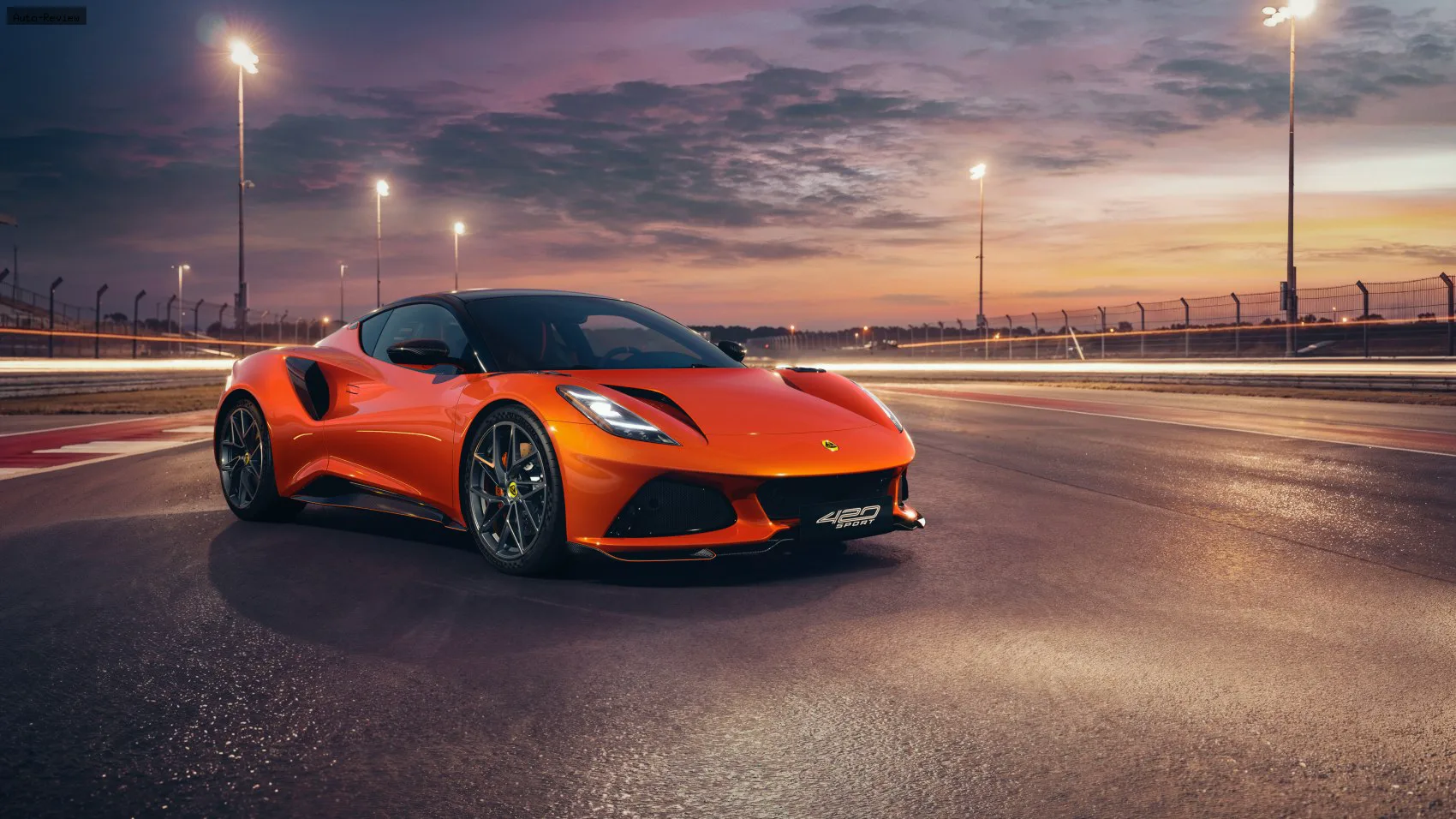 Lotus Emira Emira 420 Sport 2.0 (421 лс) DCT 2026 -