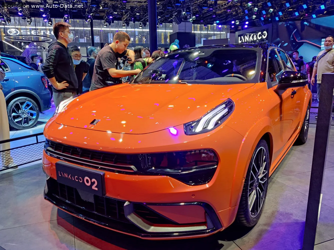 Lynk & Co 02 02 I Hatchback 2.0TD T5 (254 лс) Automatic 2021 -