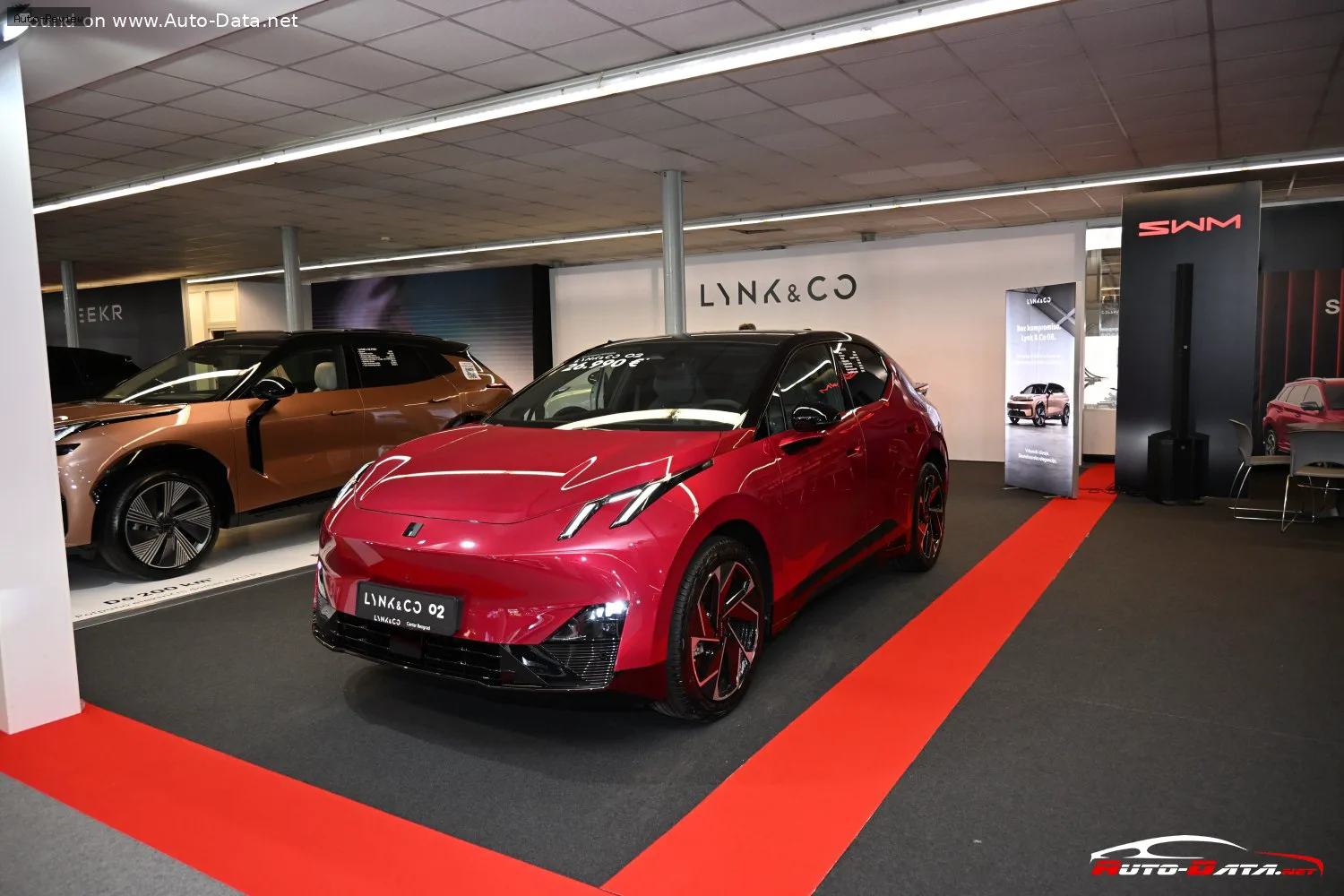Lynk & Co 02 02 II 66 kWh (272 лс) 2024 -