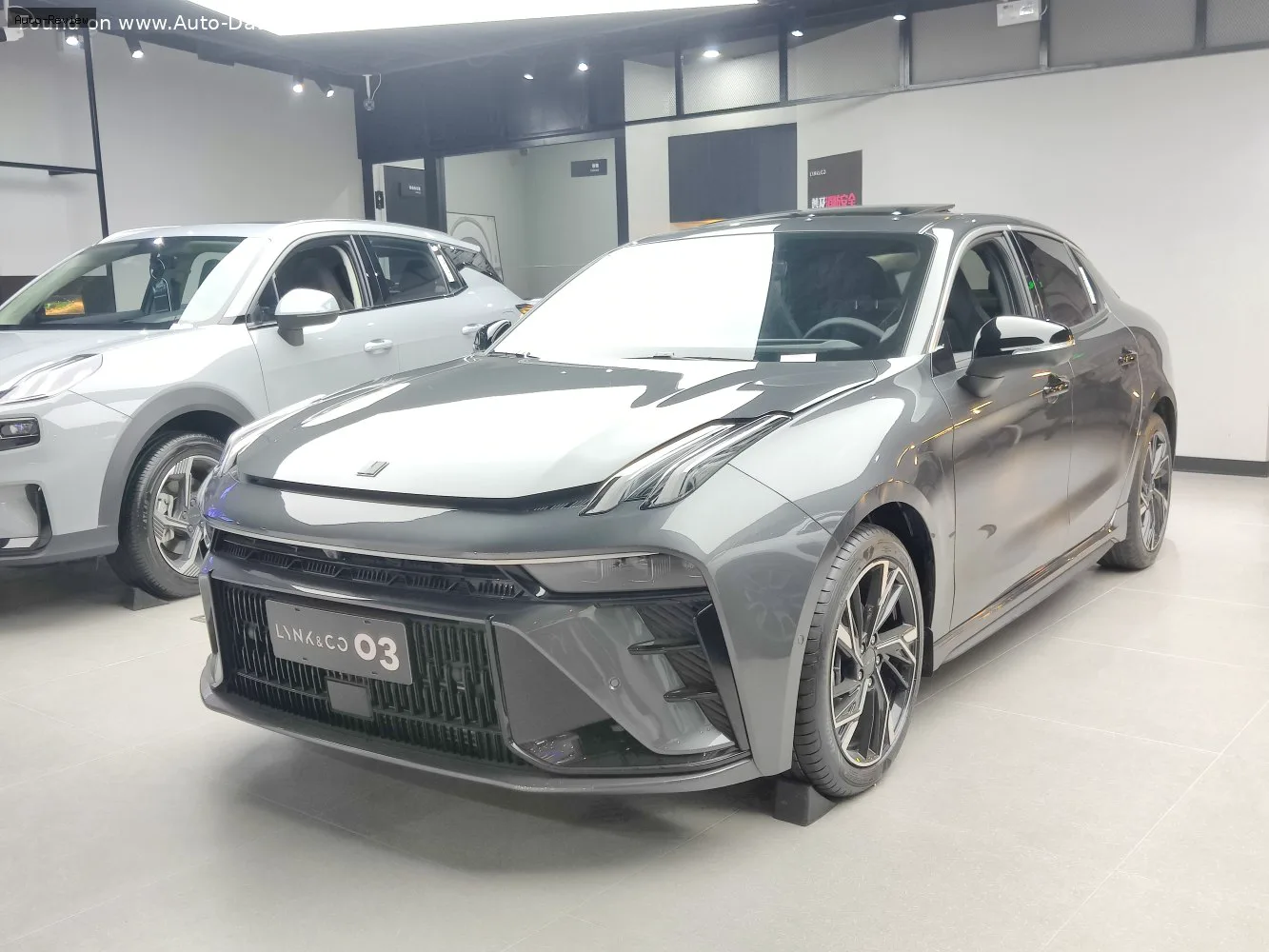 Lynk & Co 03 03 (facelift 2022) 2.0TD T4 Evo (218 лс) DCT 2022 -