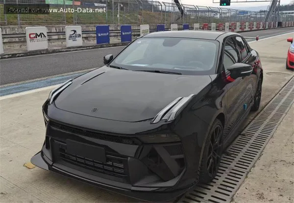 Lynk & Co 03 03 (facelift 2022) + Racing 2.0TD T6 Evo (350 лс) AWD Automatic 2023 - — фото 2