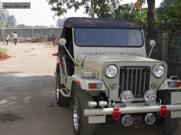 Mahindra CJ 3 CJ 3 2.3 D (38 лс) 1988 - 1992 — фото 2