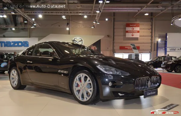 Maserati GranTurismo GranTurismo I MC Stradale 4.7 V8 (460 лс) Automatic 2013 - 2017 — фото 2