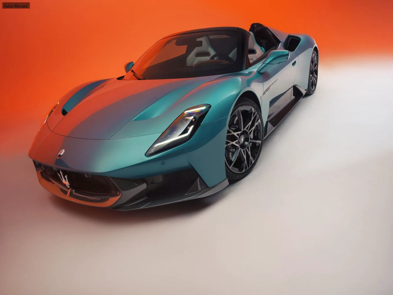 Maserati MCPURA MCPURA Cielo 3.0 V6 (630 лс) DCT 2025 -