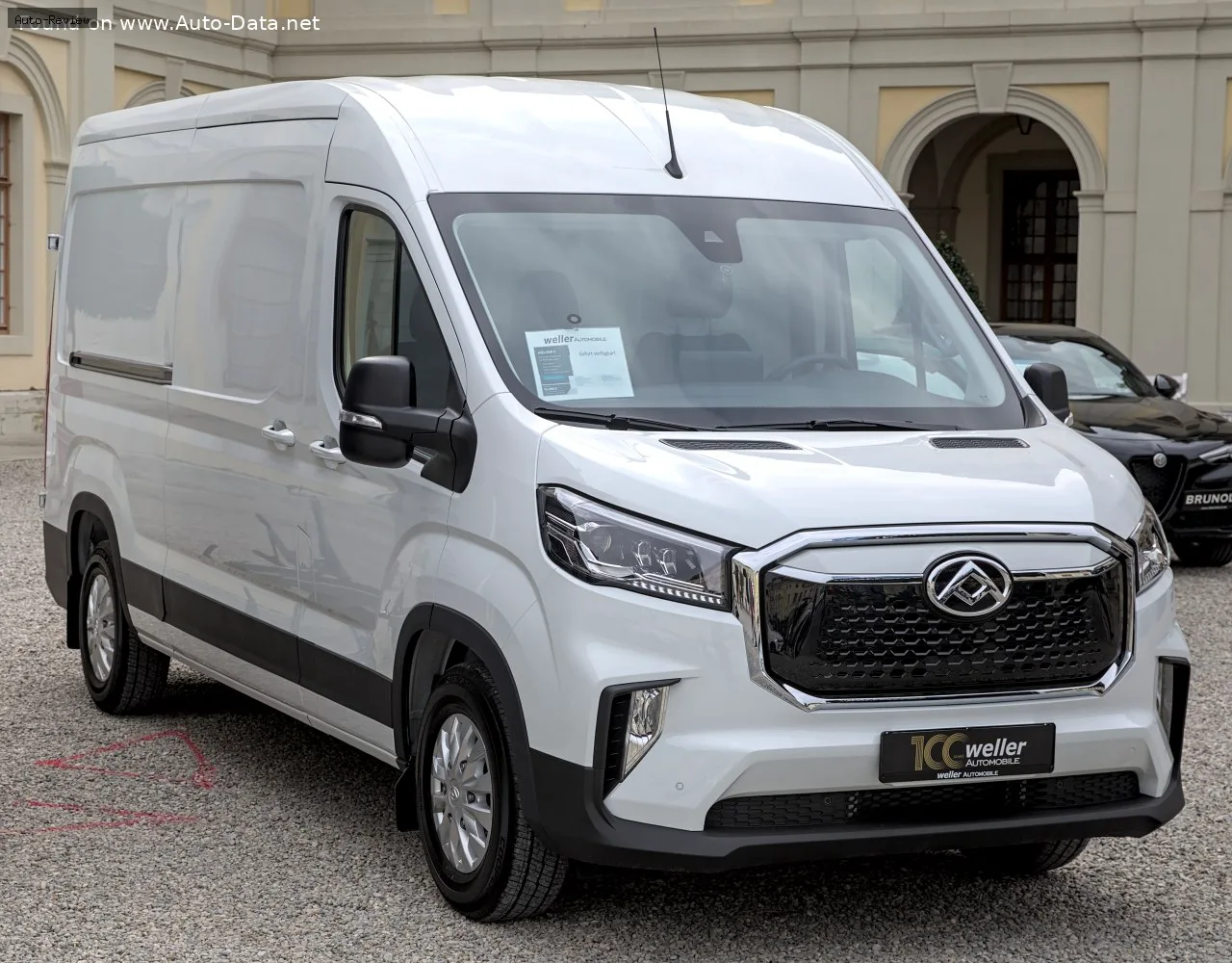 Maxus Deliver 9 eDeliver 9 L2H2 77 kWh (204 лс) Electric 2024 -