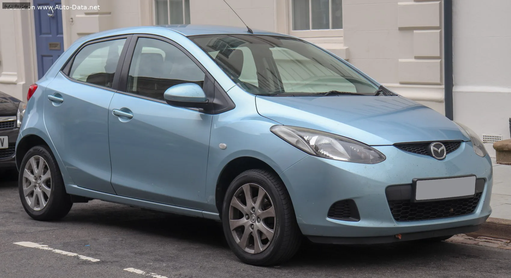 Mazda 2 2 II (DE) 1.3i (86 лс) 2007 - 2010