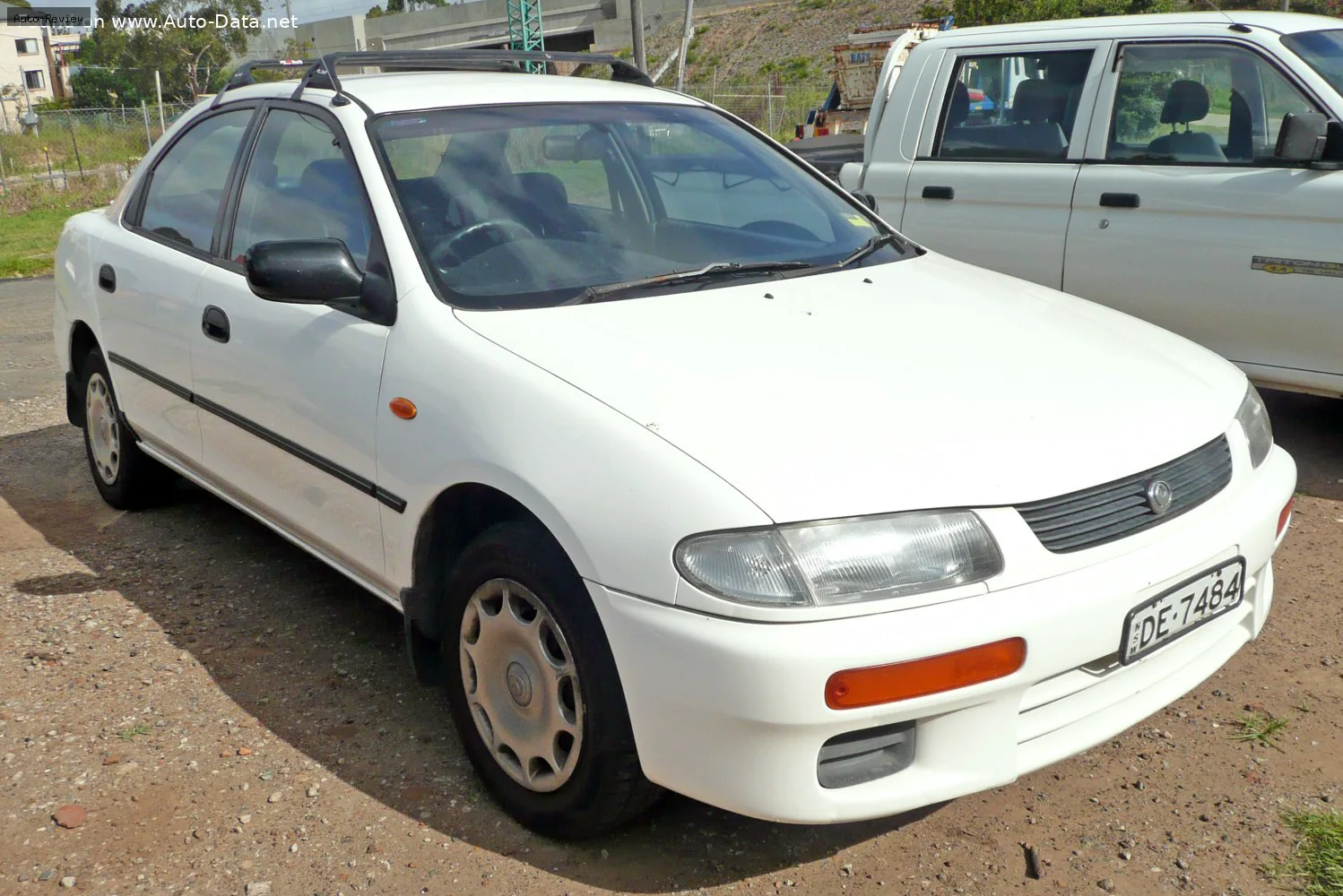 Mazda 323 323 S V (BA) 1.7 TD (82 лс) 1994 - 1998