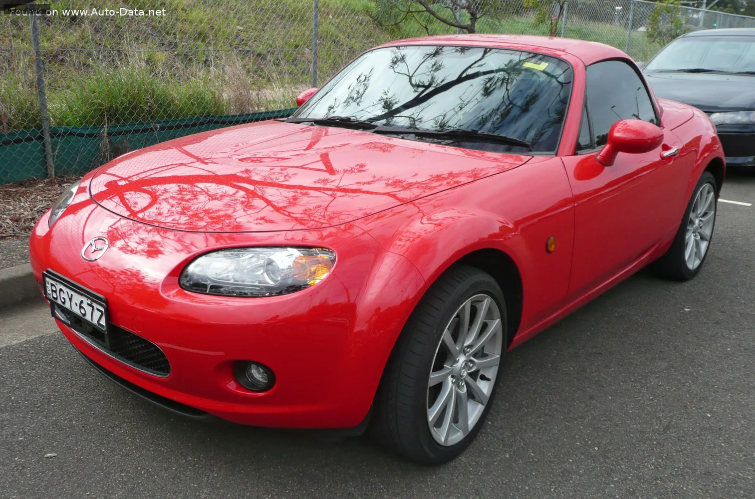 Mazda MX-5 MX-5 III (NC) Hardtop 2.0 i 16V (160 лс) 2005 - 2008