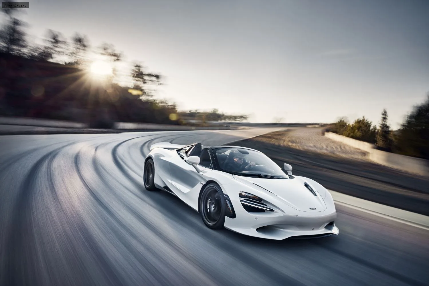 McLaren 750S 750S Spider 4.0 V8 (750 лс) SSG 2023 -
