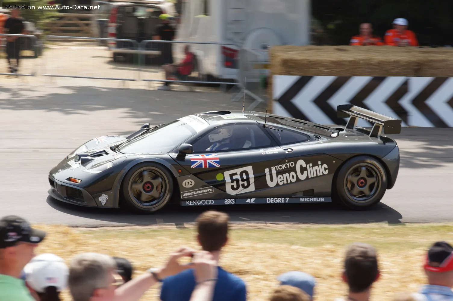 McLaren F1 F1 GTR 6.1 V12 (600 лс) 1995 - 1995