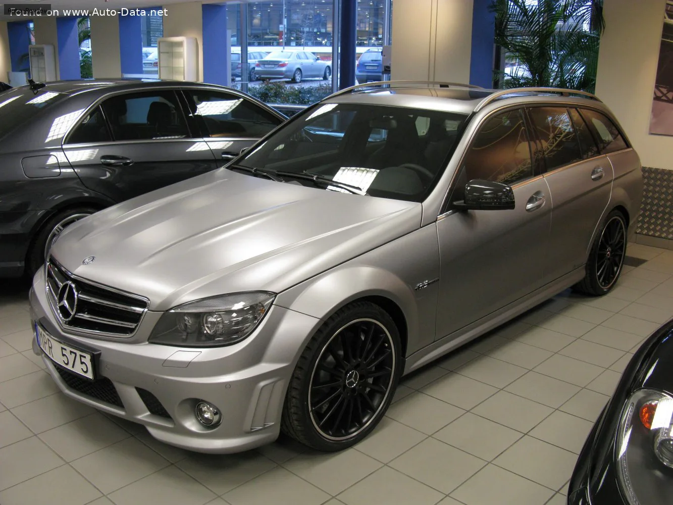 Mercedes-Benz C-Класс C-Класс (W204) AMG C 63 V8 (457 лс) 7G-TRONIC AMG SPEEDSHIFT PLUS 2007 - 2011