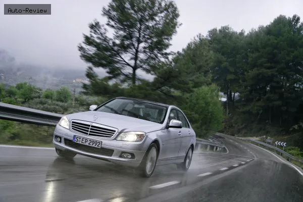 Mercedes-Benz C-Класс C-Класс (W204) C 350 V6 (272 лс) 4MATIC 7G-TRONIC 2007 - 2009 — фото 2