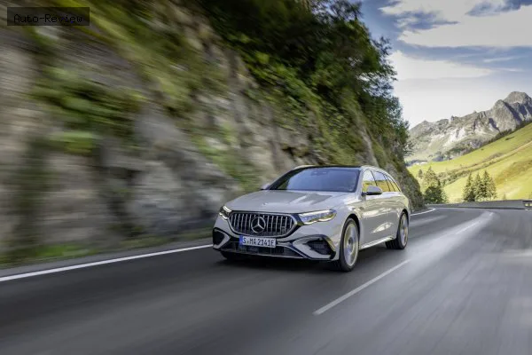 Mercedes-Benz E-Класс E-Класс T-modell (S214) AMG E 53 (585 лс) Plug-in Hybrid 4MATIC+ AMG SPEEDSHIFT TCT 9G 2024 - — фото 2