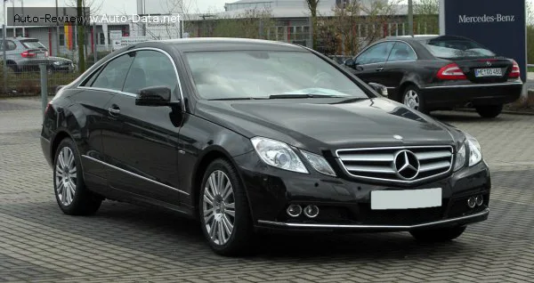 Mercedes-Benz E-Класс E-Класс T-modell (S212) E 250 BlueEFFICIENCY (204 лс) 7G-TRONIC PLUS 2011 - 2013 — фото 4