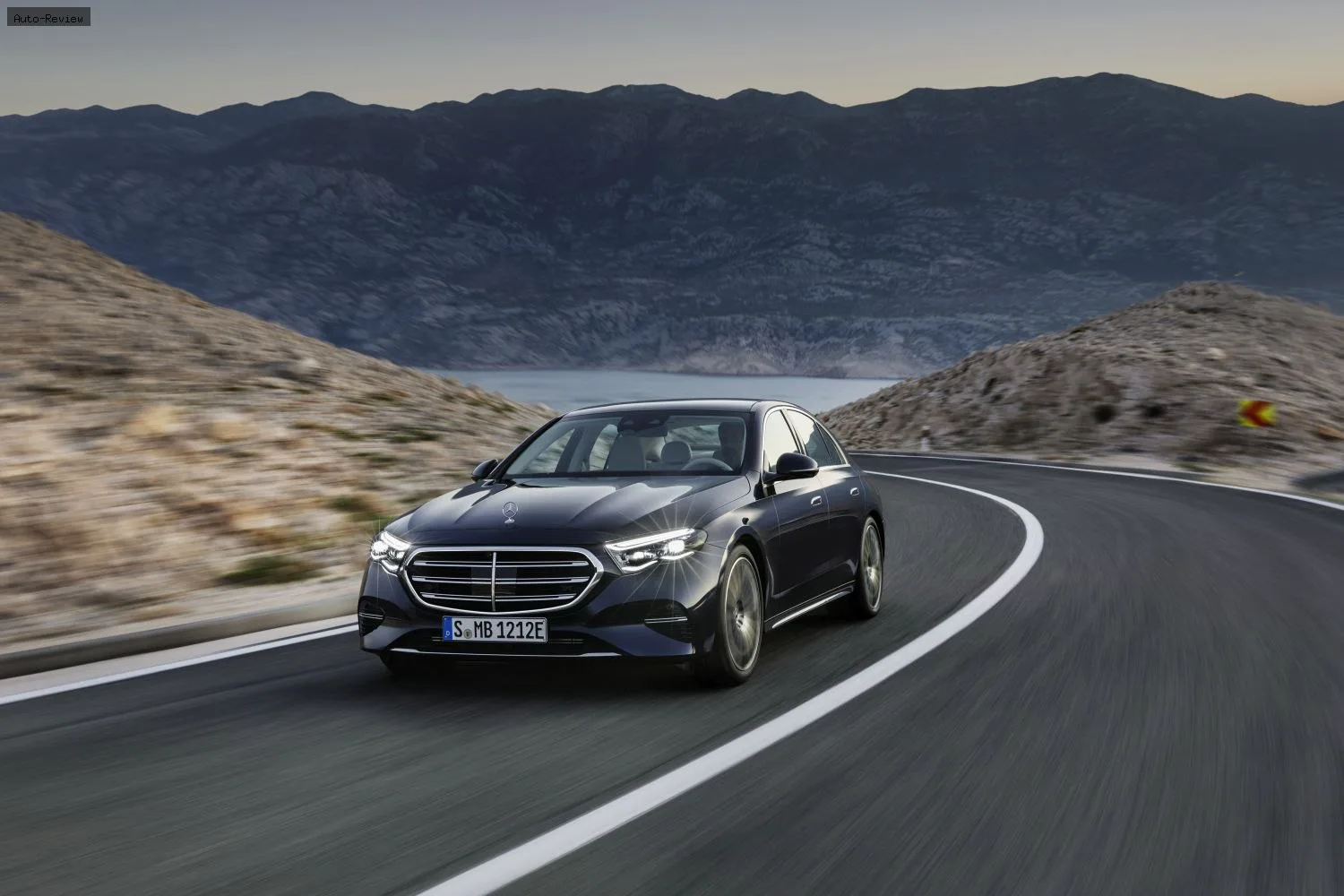 Mercedes-Benz E-Класс E-Класс (W214) E 350 (255 лс) Mild Hybrid 4MATIC 9G-TRONIC 2023 - — фото 3