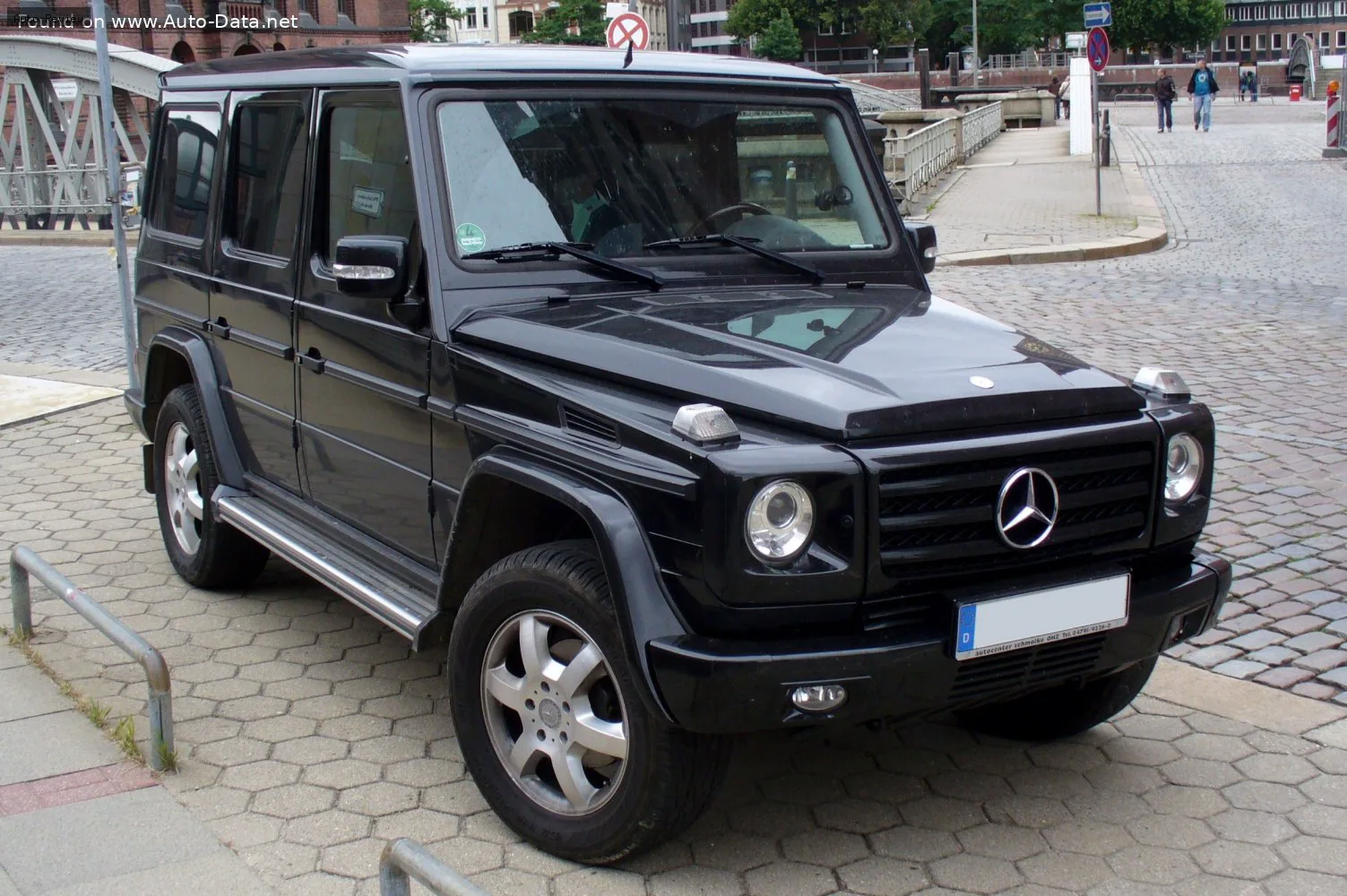 Mercedes-Benz G-Класс G-Класс Long (W463, facelift 2008) G 500 V8 (388 лс) 4MATIC 7G-TRONIC 2011 - 2012
