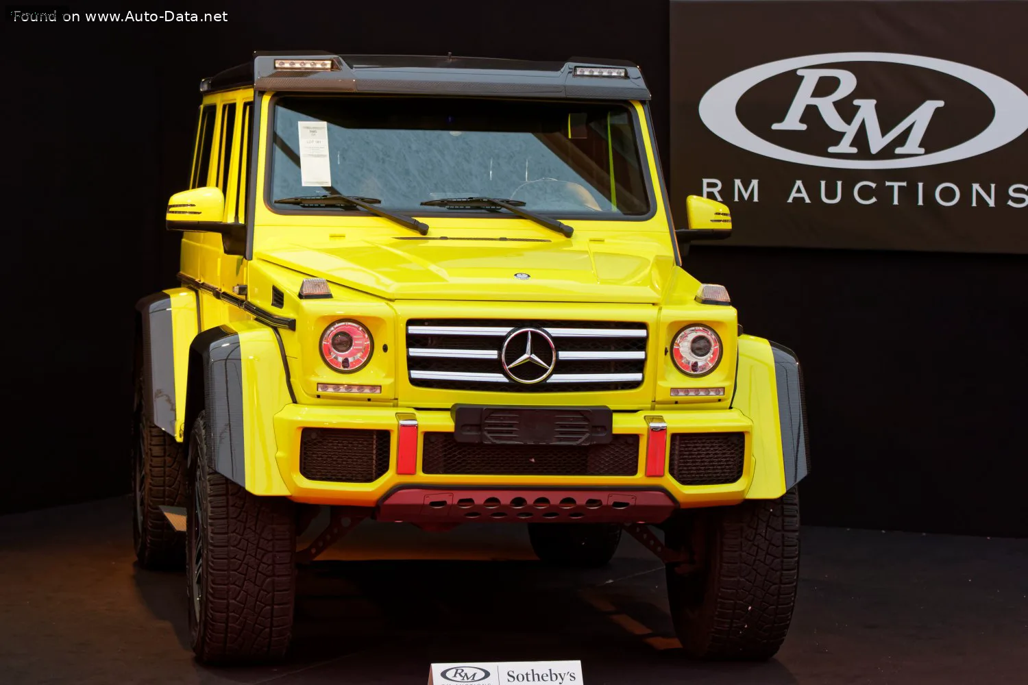 Mercedes-Benz G-Класс G-Класс Long (W463, facelift 2015) G 500 V8 (422 лс) 4x4² 7G-TRONIC 2015 - 2017