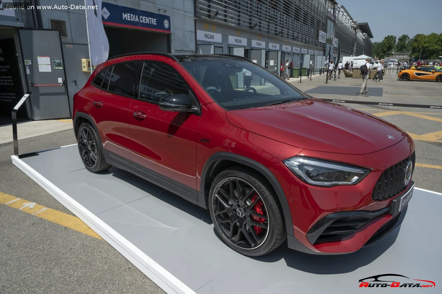Mercedes-Benz GLA GLA (H247) AMG GLA 45 S (421 лс) 4MATIC+ DCT 2020 - 2023