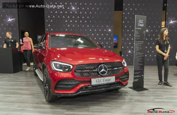 Mercedes-Benz GLC GLC Coupe (C253, facelift 2019) 300 (258 лс) EQ Boost 4MATIC G-TRONIC 2019 - 2023 — фото 2