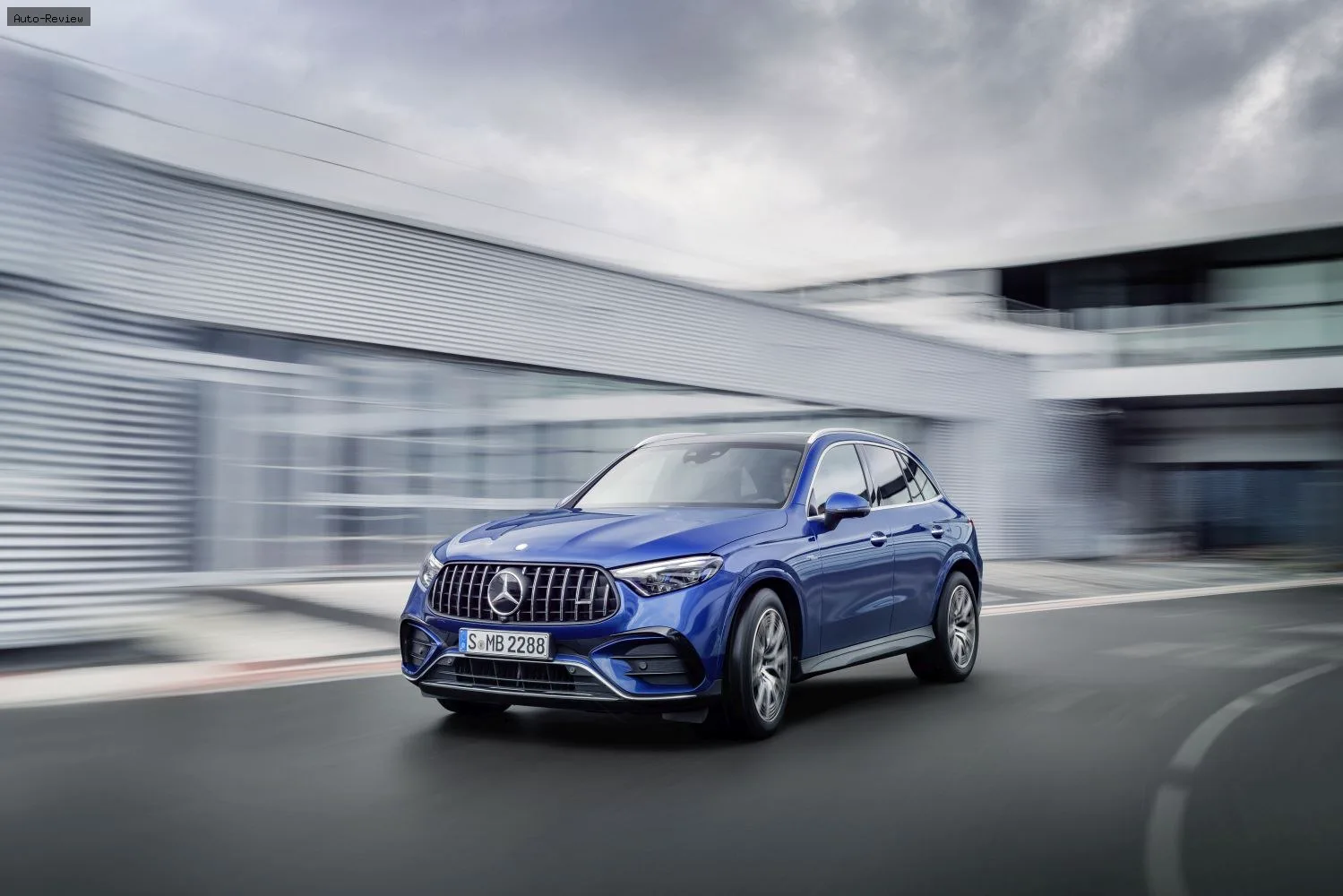 Mercedes-Benz GLC GLC SUV (X254) AMG GLC 43 (421 лс) Mild Hybrid 4MATIC AMG SPEEDSHIFT MCT 9G 2023 - — фото 3