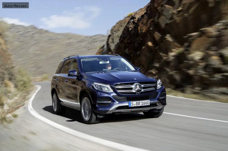 Mercedes-Benz GLE GLE SUV (W166) 400 V6 (333 лс) 4MATIC 9G-TRONIC 2016 - 2018 — фото 3