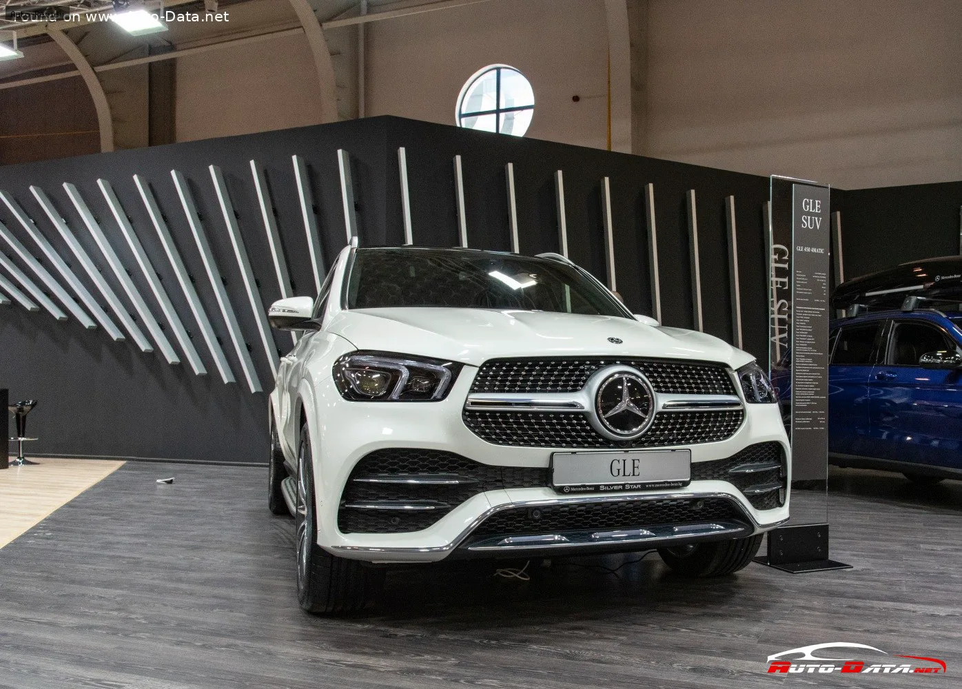Mercedes-Benz GLE GLE SUV (V167) 450 (367 лс) EQ Boost 4MATIC G-TRONIC 2019 - 2023 — фото 3