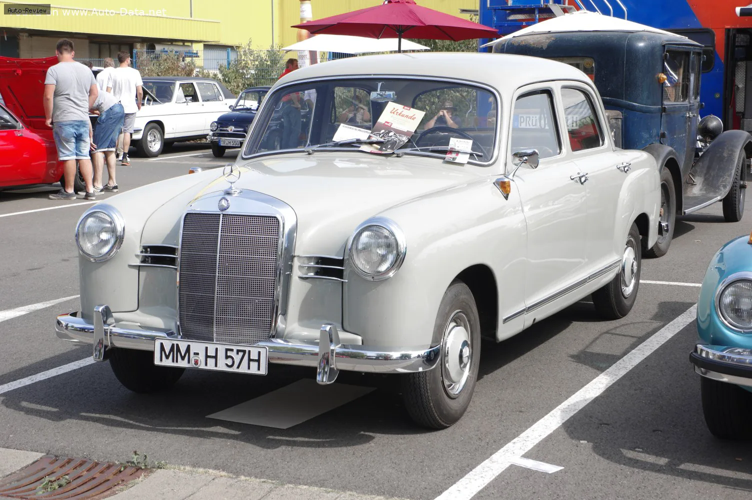Mercedes-Benz Ponton W120 Sedan 180 (52 лс) 1953 - 1957