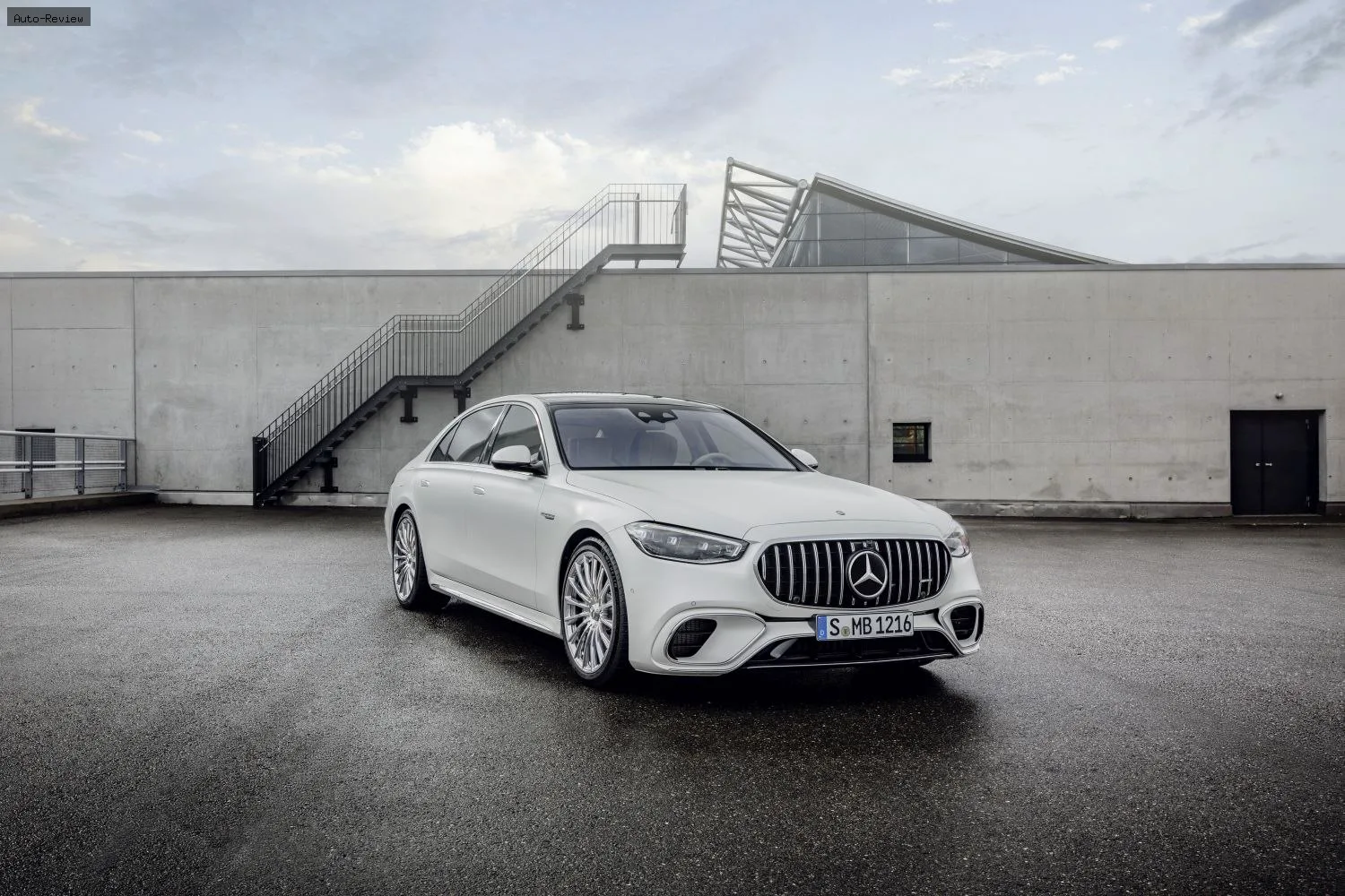 Mercedes-Benz S-Класс S-Класс Long (V223) AMG S 63 E PERFORMANCE V8 (802 лс) Plug-in Hybrid 4MATIC+ AMG SPEEDSHIFT MCT 9G 2022 - 2026 — фото 3