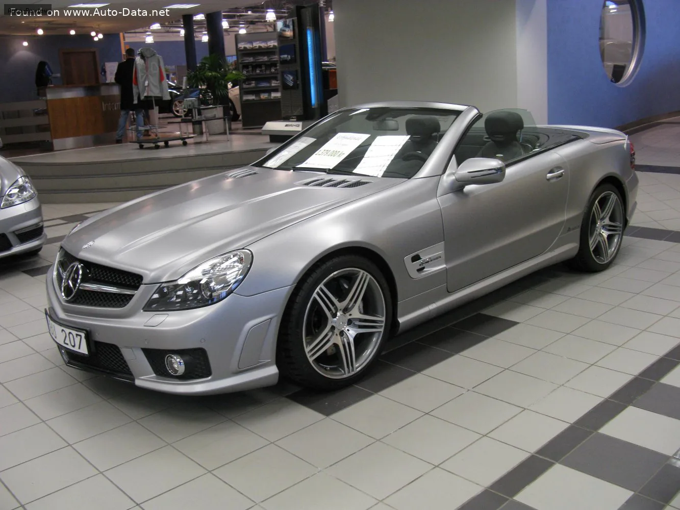 Mercedes-Benz SL SL (R230, facelift 2008) AMG SL 63 V8 (525 лс) SPEEDSHIFT MCT 7G-TRONIC 2008 - 2011