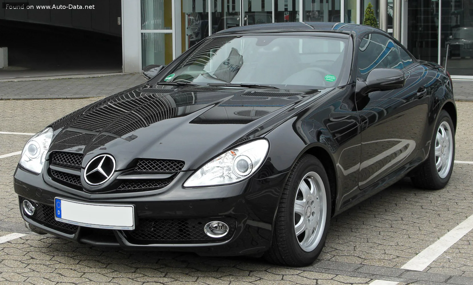 Mercedes-Benz SLK SLK (R171, facelift 2008) AMG SLK 55 V8 (360 лс) 7G-TRONIC 2008 - 2011 — фото 3